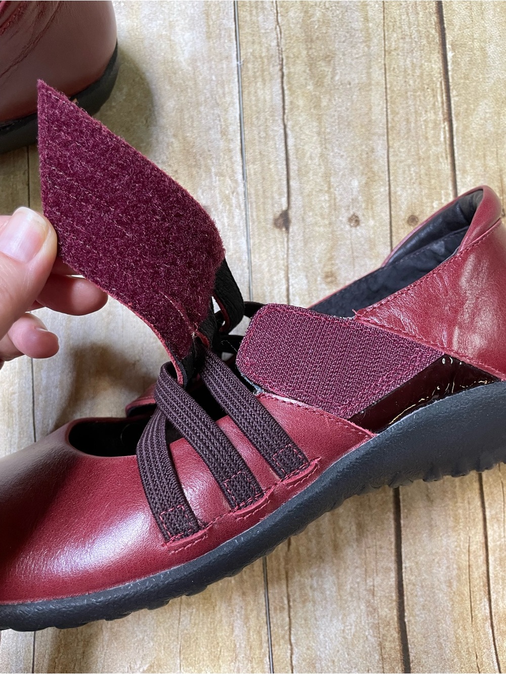 Naot Women’s Kawaka Mary Jane Style Shoes In Rumba/Crinkled Wine - Picture 10 of 13